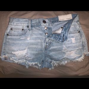 American eagle tomgirl shortie